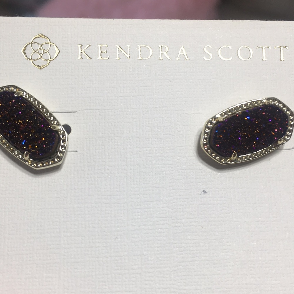 Kendra Scott Ellie Gold Stud Earrings, Dark Drusy. - Picture 1 of 4